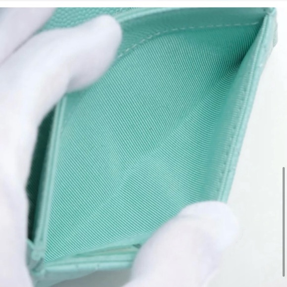 CHANEL Matelasse Caviar Skin Card Case Coin Case Gold Metal - Picture 5 of 7